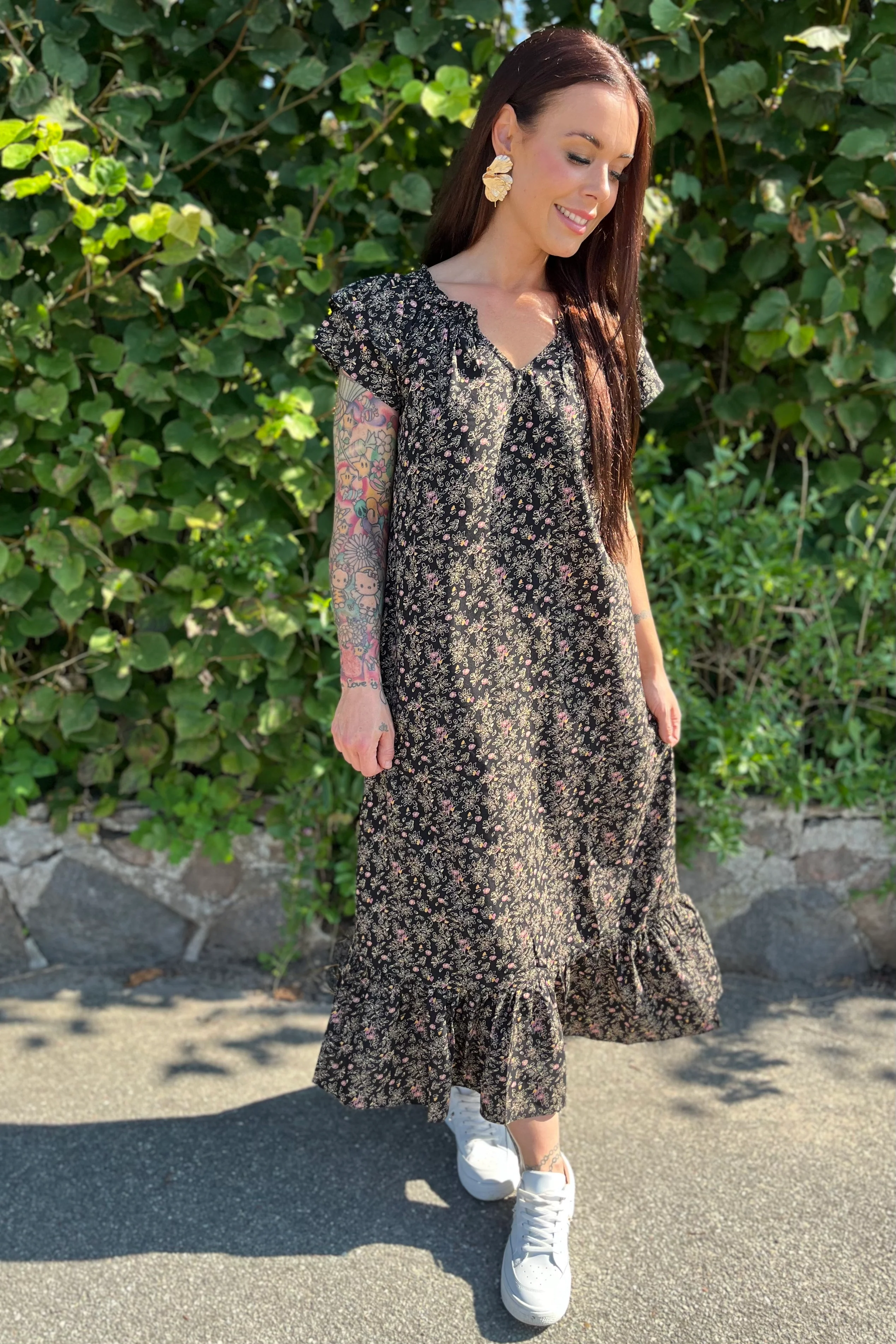 Sunrise Ming Flower Dress | Black | Kjole fra Co'couture - Image 4