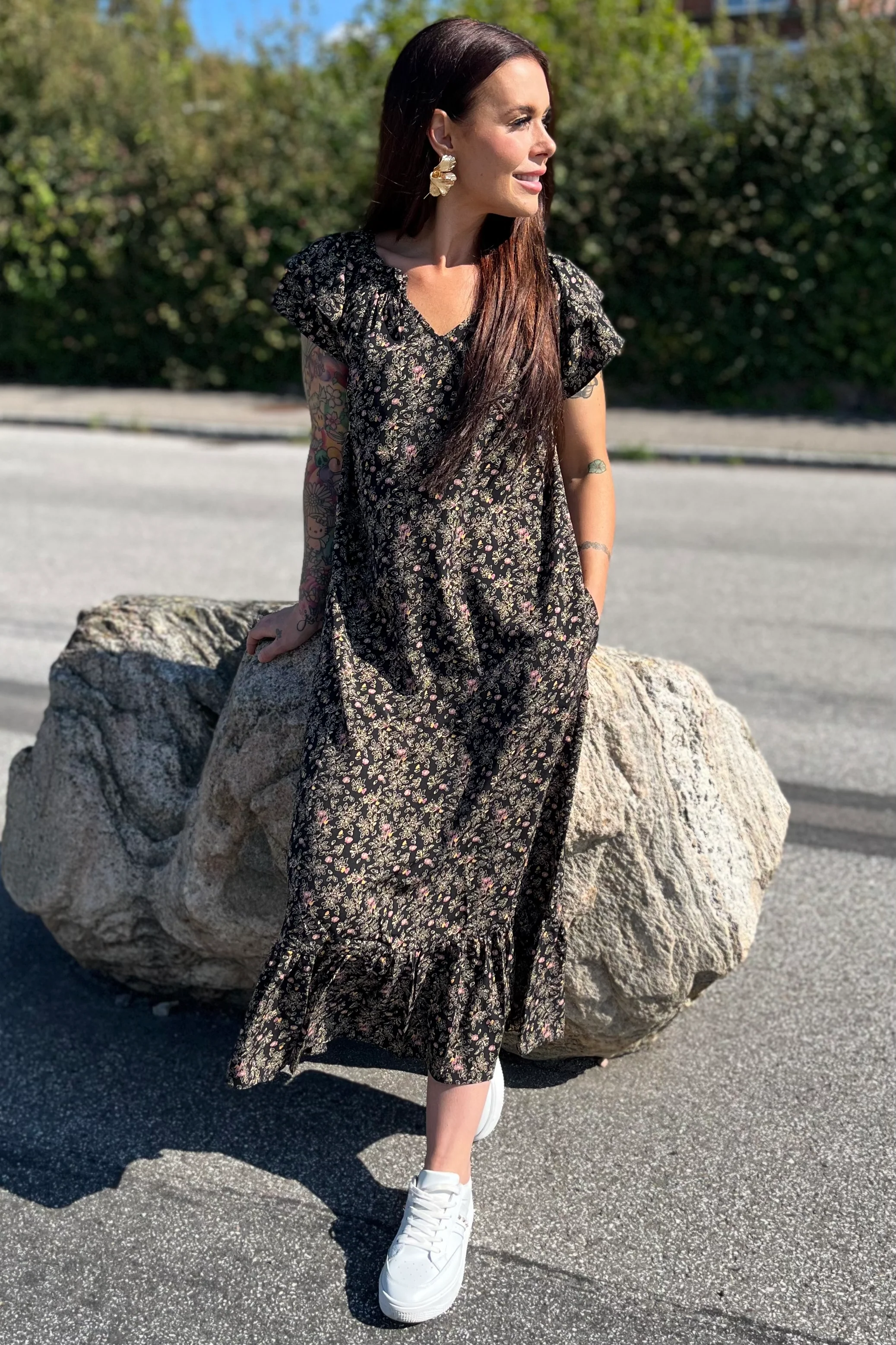 Sunrise Ming Flower Dress | Black | Kjole fra Co'couture - Image 9